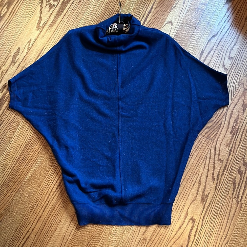 Cynthia Rowley 100% Cashmere Navy Sweater Small